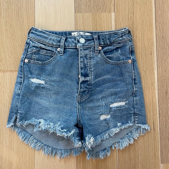 free people Jean shorts - Picture 1 of 3
